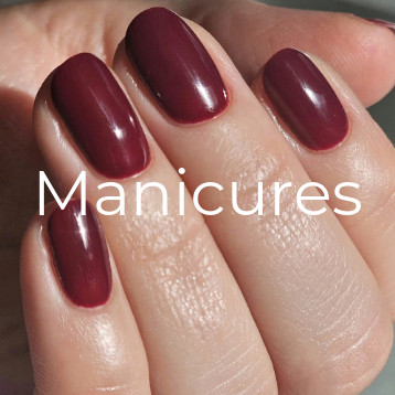 Manicures and natural nail care at Queen B